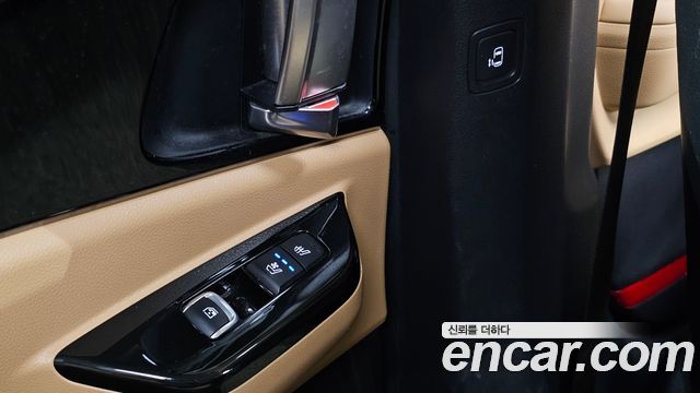 Kia Canival 2022 — photo 24