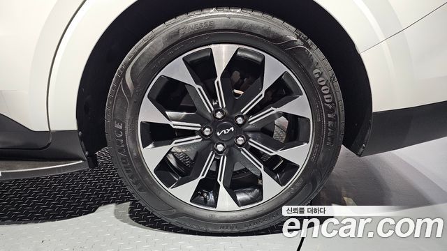 Kia Canival 2022 — photo 7