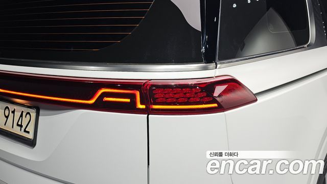 Kia Canival 2022 — photo 9