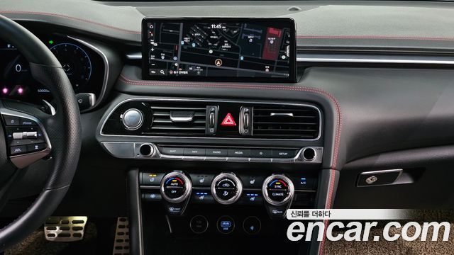 Genesis G70 2021 — photo 20