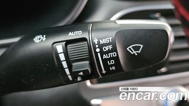Genesis G70 2021 — photo 33