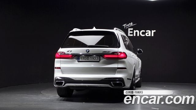 BMW X7 2022 — photo 4