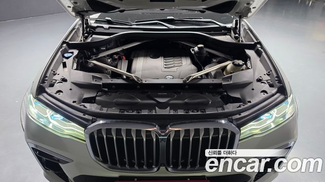 BMW X7 2022 — photo 6