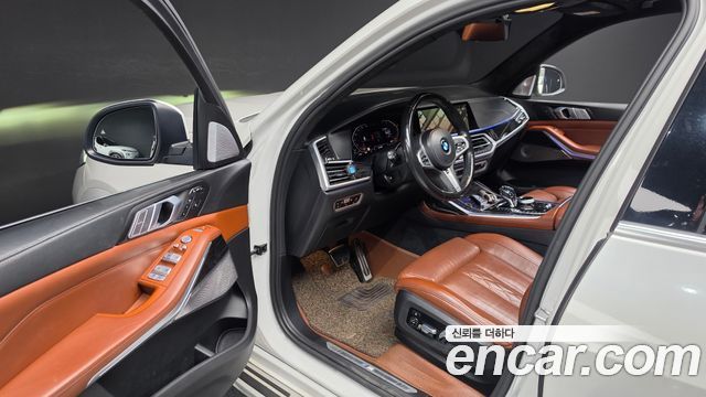 BMW X7 2022 — photo 10