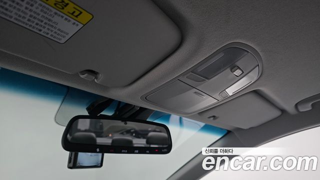 Hyundai AVANTE 2019 — photo 23