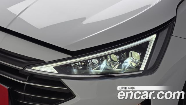 Hyundai AVANTE 2019 — photo 8