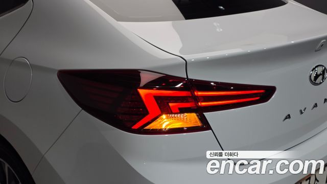 Hyundai AVANTE 2019 — photo 9