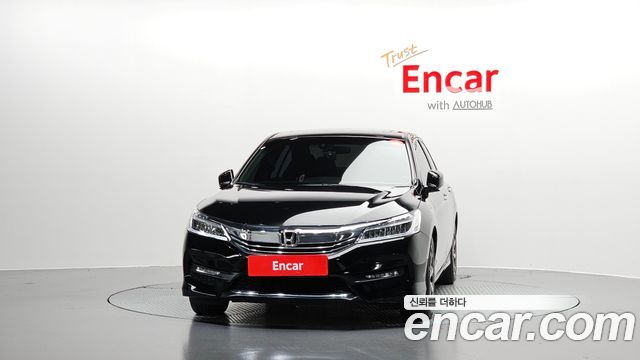 Honda Accord 2017 — photo 3