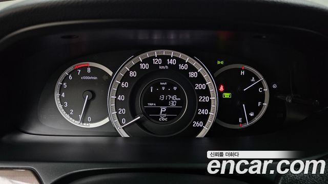 Honda Accord 2017 — photo 8
