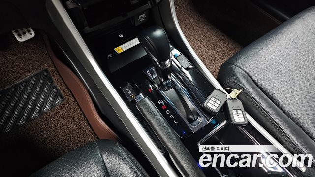 Honda Accord 2017 — photo 9