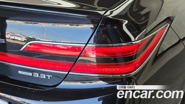 Genesis G90 2019 — photo 9