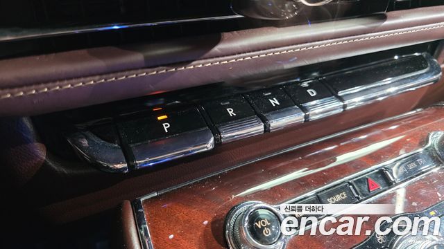 Lincoln Aviator 2021 — photo 9