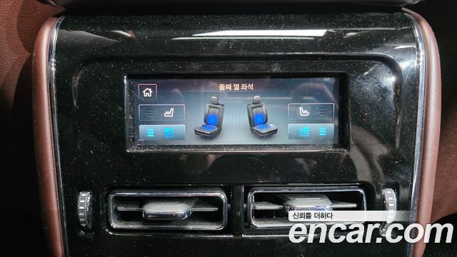Lincoln Aviator 2021 — photo 18