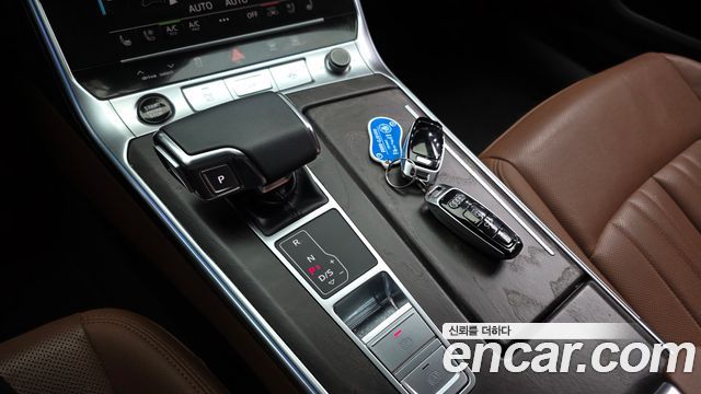 Audi A6 2023 — photo 12