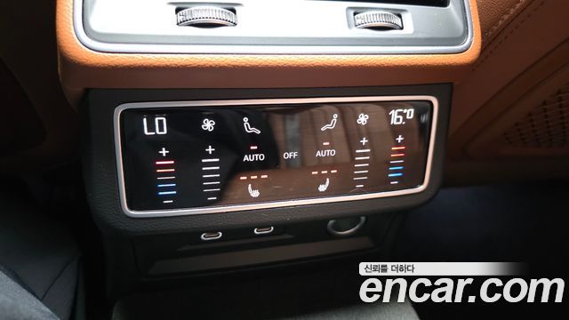 Audi A6 2023 — photo 24