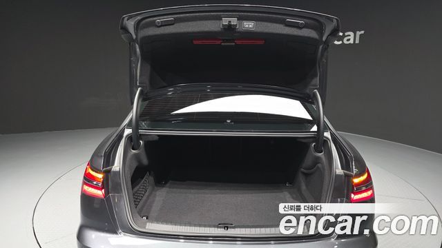 Audi A6 2023 — photo 26