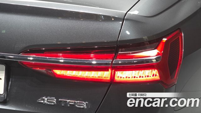 Audi A6 2023 — photo 9