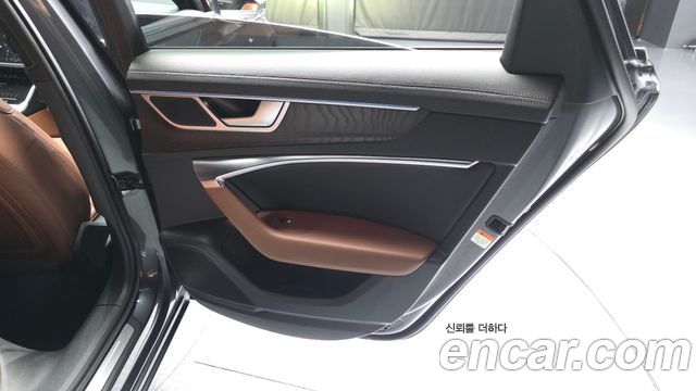 Audi A6 2023 — photo 15