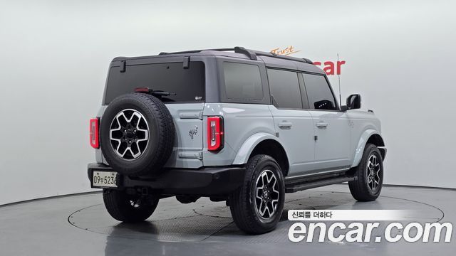 Ford Bronco 2023 — photo 2