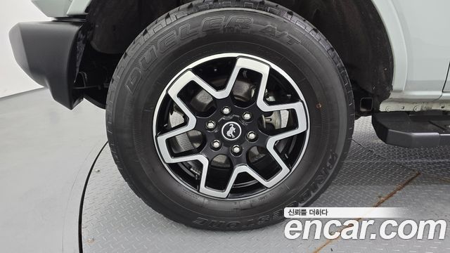 Ford Bronco 2023 — photo 5