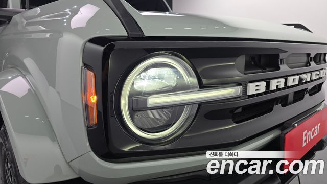 Ford Bronco 2023 — photo 8
