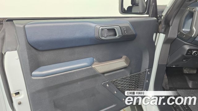Ford Bronco 2023 — photo 14
