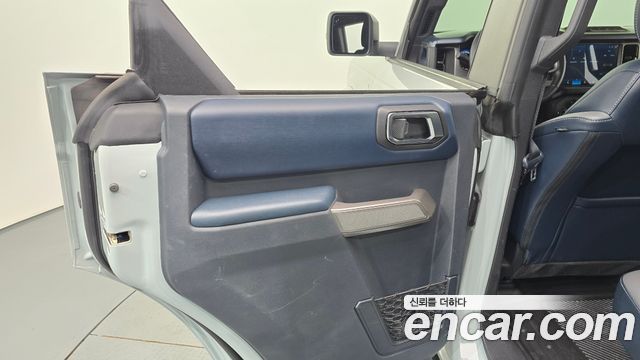 Ford Bronco 2023 — photo 15