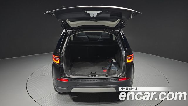 Land Rover Discovery Sport 2021 — photo 37
