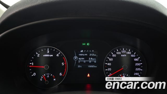 Kia Sportage 2016 — photo 8