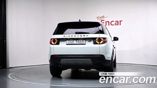 Land Rover Discovery Sport 2018 — photo 4