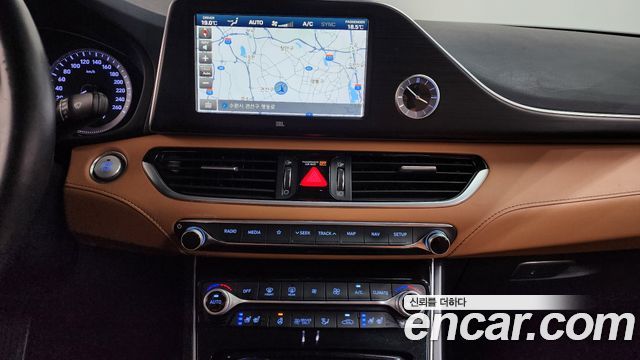Hyundai Grandeur 2018 — photo 14
