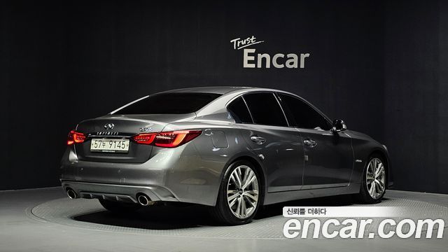 Infiniti Q50 2018 — photo 2