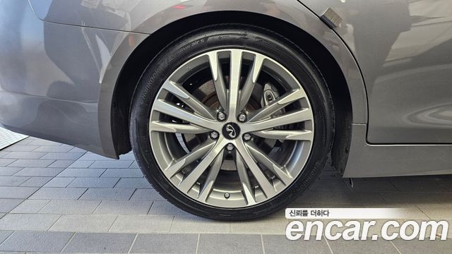Infiniti Q50 2018 — photo 5