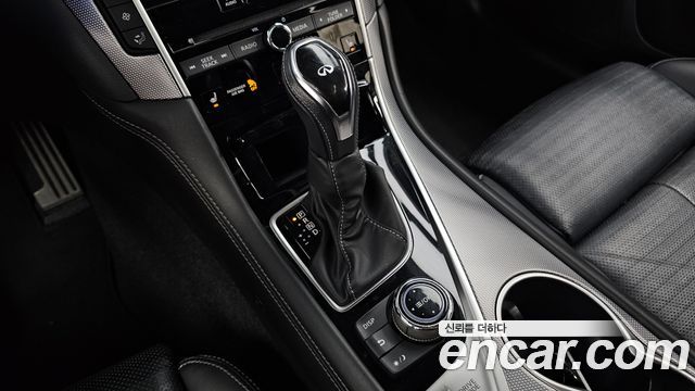 Infiniti Q50 2018 — photo 12