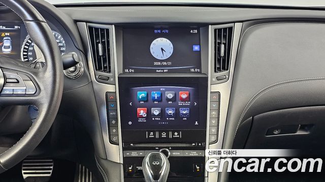 Infiniti Q50 2018 — photo 24
