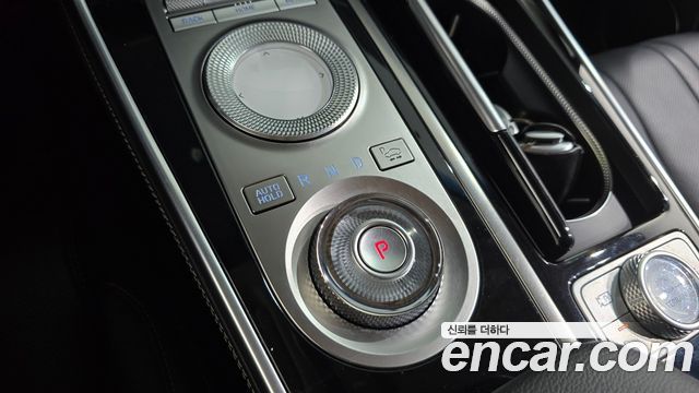 Genesis GV80 2021 — photo 12