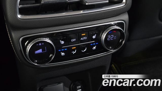 Genesis GV80 2021 — photo 29
