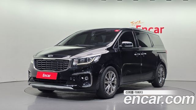 Kia Canival 2019 — photo 1