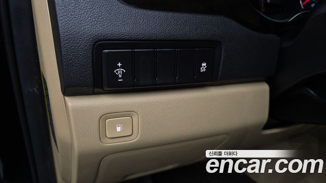Kia Canival 2019 — photo 18