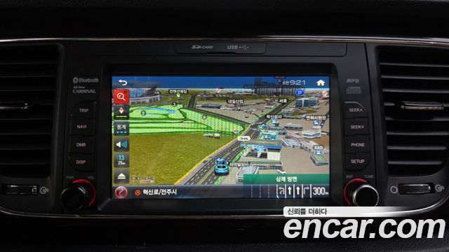 Kia Canival 2019 — photo 26