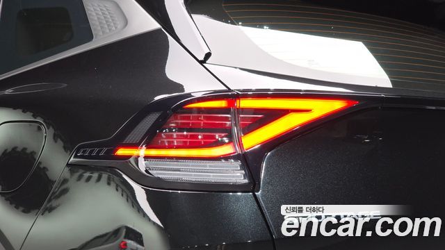 Kia Sportage 2023 — photo 9