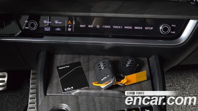 Kia Sportage 2023 — photo 27