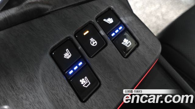 Kia Sportage 2023 — photo 28