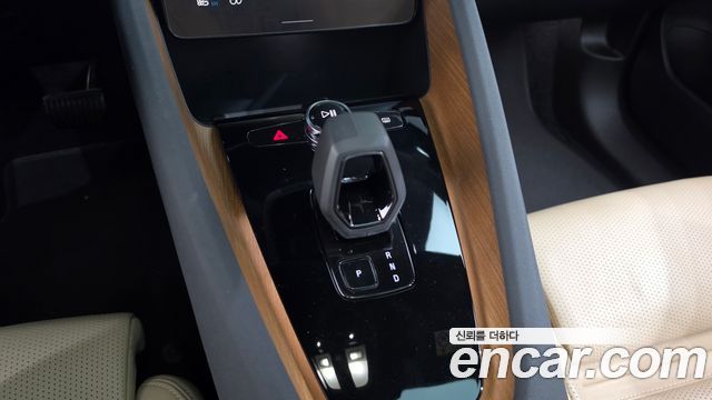 Polestar Polestar 2 2022 — photo 27