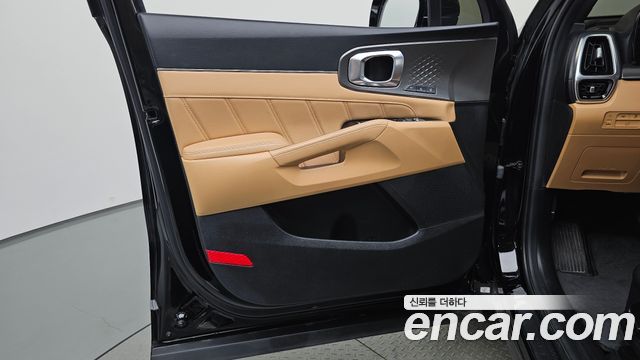 Kia Sorento 2023 — photo 14