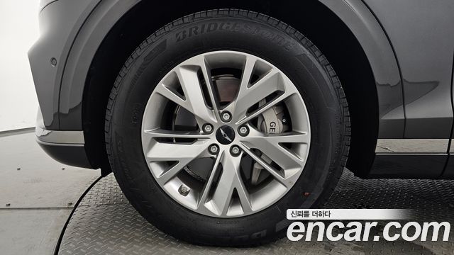 Genesis GV70 2026 — photo 5