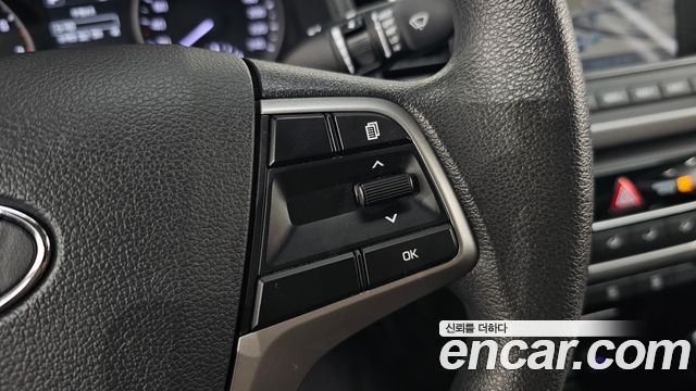 Hyundai AVANTE 2018 — photo 29