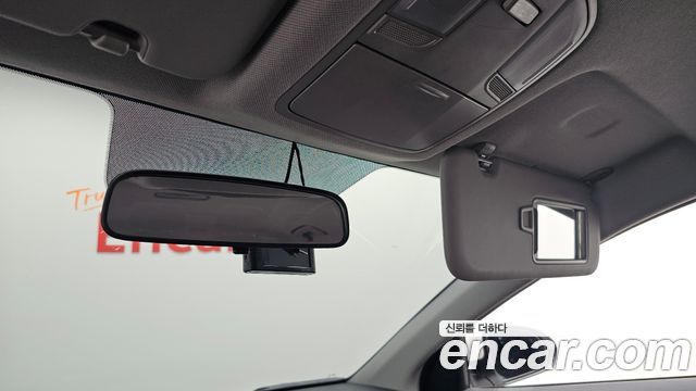 Hyundai AVANTE 2018 — photo 31