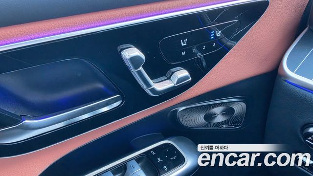 Mercedes-Benz GLC-Class 2026 — photo 16
