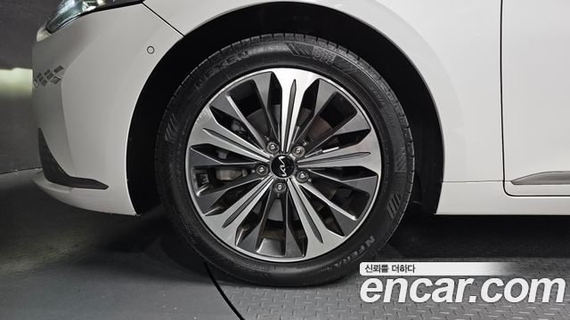 Kia K8 2022 — photo 5